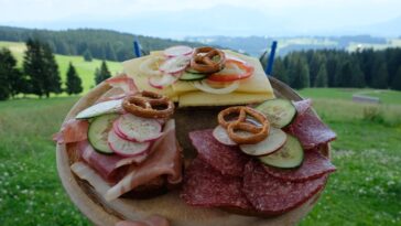 What gives you energy for hiking?