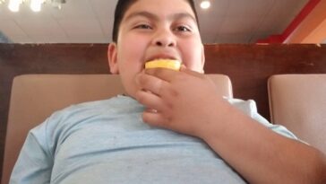 What happens if I eat a lemon?