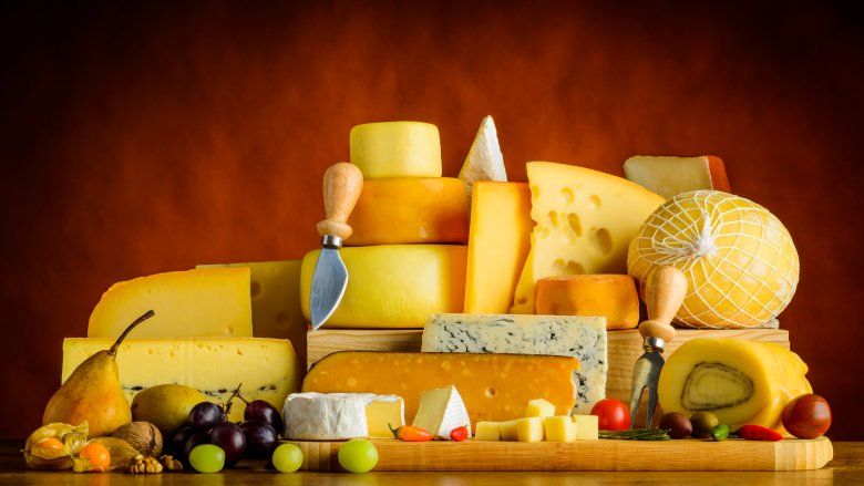 What happens if you eat too much brie cheese? - Foodly