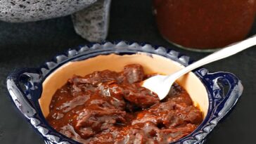 What is Chipotle's least spicy sauce?