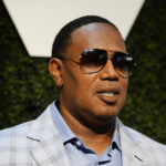 What is Denny's net worth?