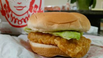 What is Wendy's best chicken sandwich?