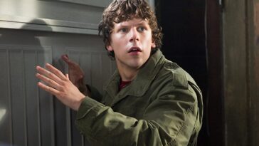 What is a good movie to watch while eating pizza?