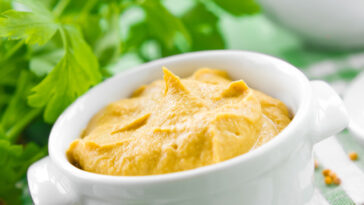 What is a healthy substitute for mayonnaise?