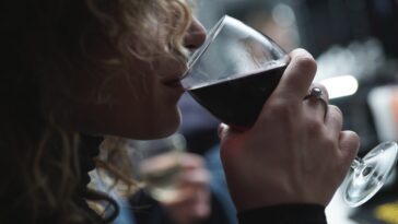 What is a wine belly?