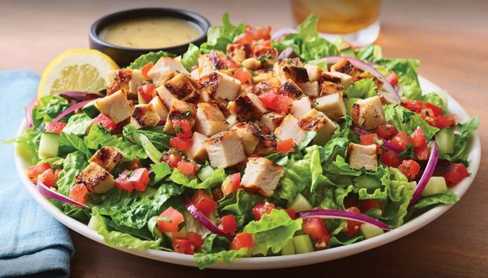 What is in Applebees Tuscan garden chicken salad?