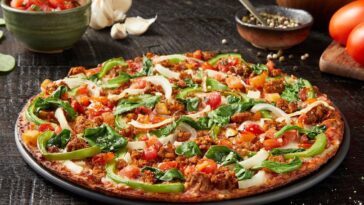 What is in Donatos cauliflower crust?