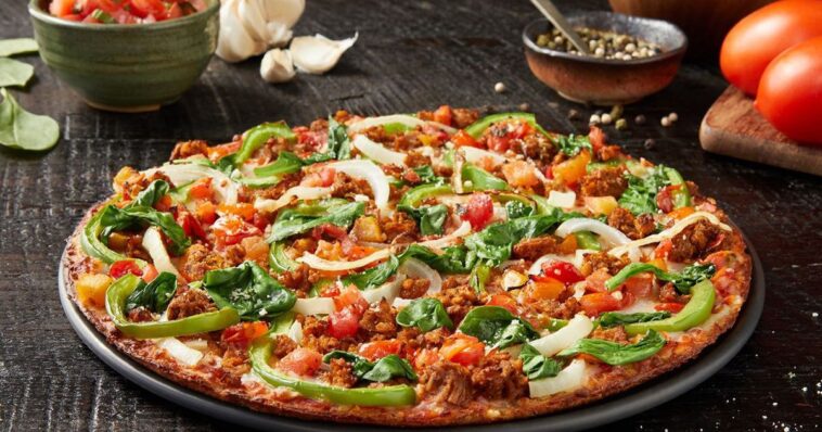 What is in Donatos cauliflower crust?
