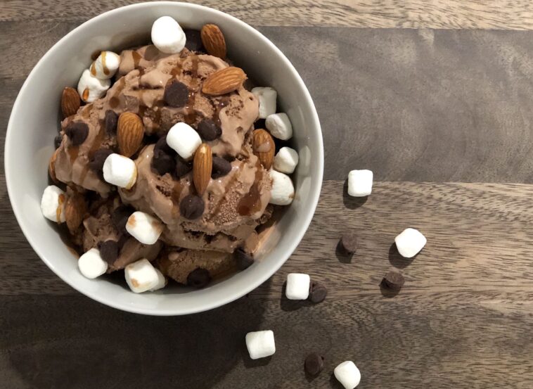 What is in a rocky road ice cream?