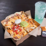 What is in the $5 box at Taco Bell?