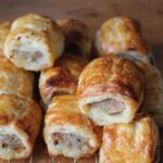 What is in the breakfast roll?