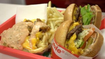 What is monkey style In-N-Out?