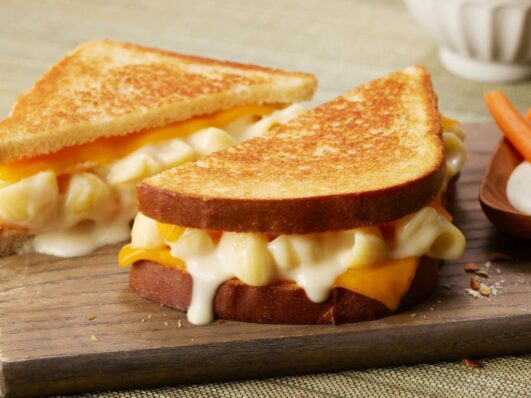 What is on Panera grilled cheese?