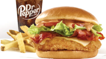 What is on Wendy's Homestyle Chicken Sandwich?