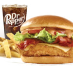 What is on Wendy's Homestyle chicken sandwich?