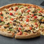 What is on a veggie pizza from Papa John's?