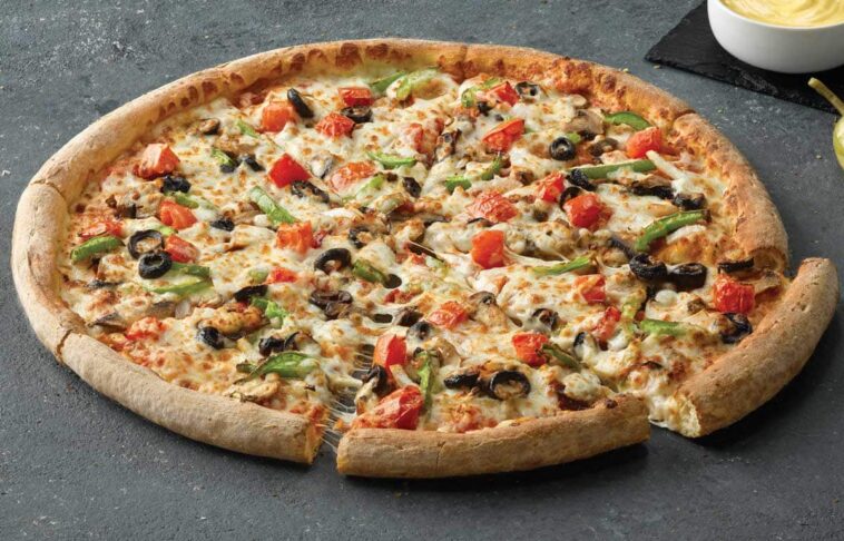 What is on a veggie pizza from Papa John's?