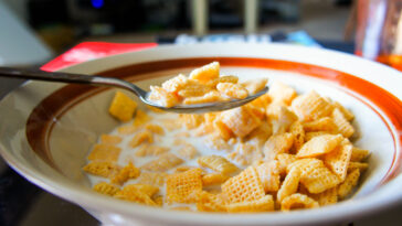 What is one serving of corn Chex?