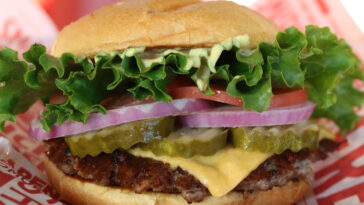 What is special about Smashburger?