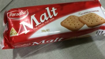 What is the Australian equivalent of a graham cracker?