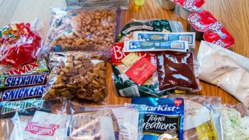 What is the best food to eat while hiking?