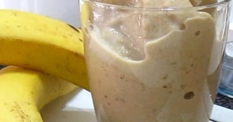 What is the best liquid to use in a smoothie?