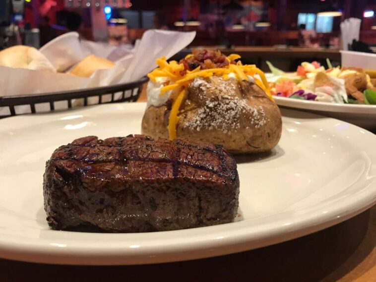 What is the best selling steak at Texas Roadhouse?