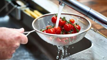 What is the best way to buy fruit?