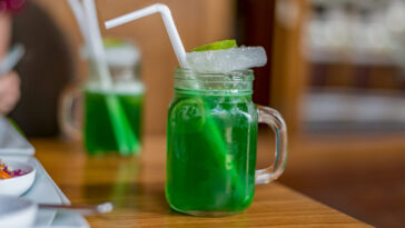 What is the best way to take chlorophyll?