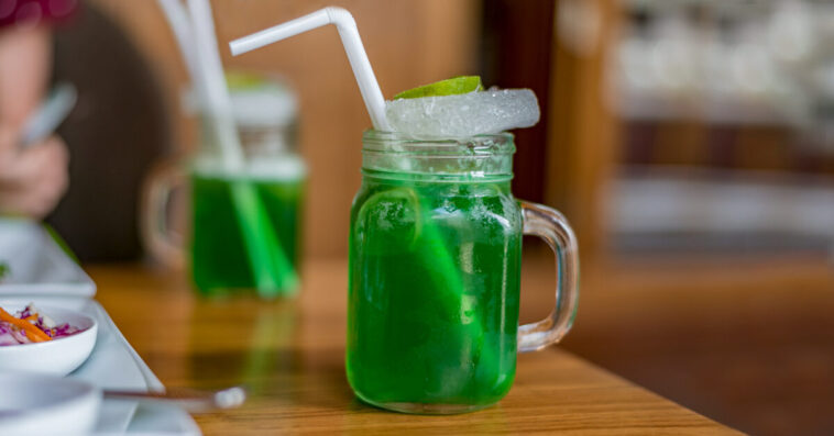 What is the best way to take chlorophyll?