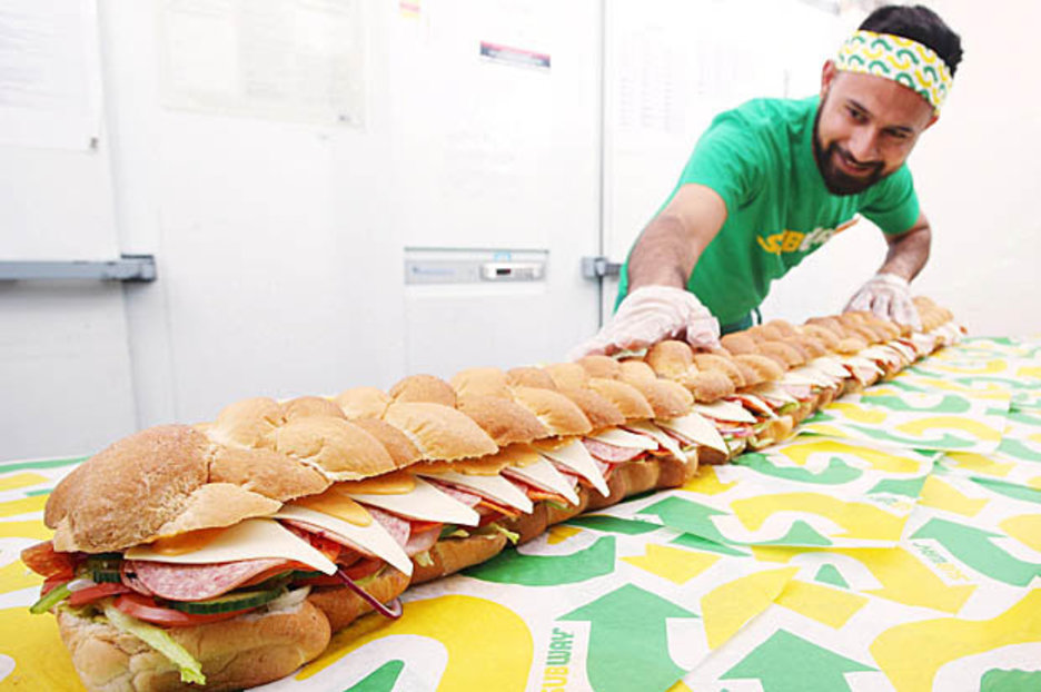 What is the biggest sandwich at Subway? - Foodly