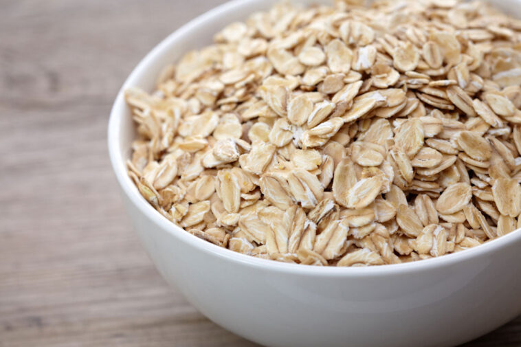 What is the healthiest oatmeal to eat?