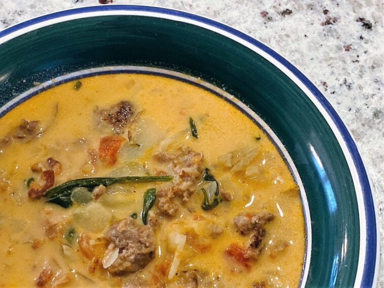 What is the healthiest soup at Olive Garden?