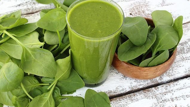 What is the healthiest way to eat spinach?