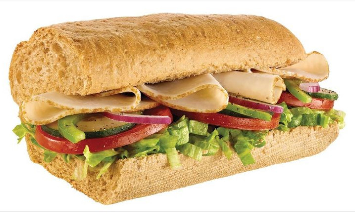 What is the lowest calorie sandwich at Subway?