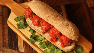 What is the lowest carb bread at Subway?