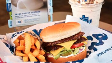 What kind of cheese does Culver's use on burgers?