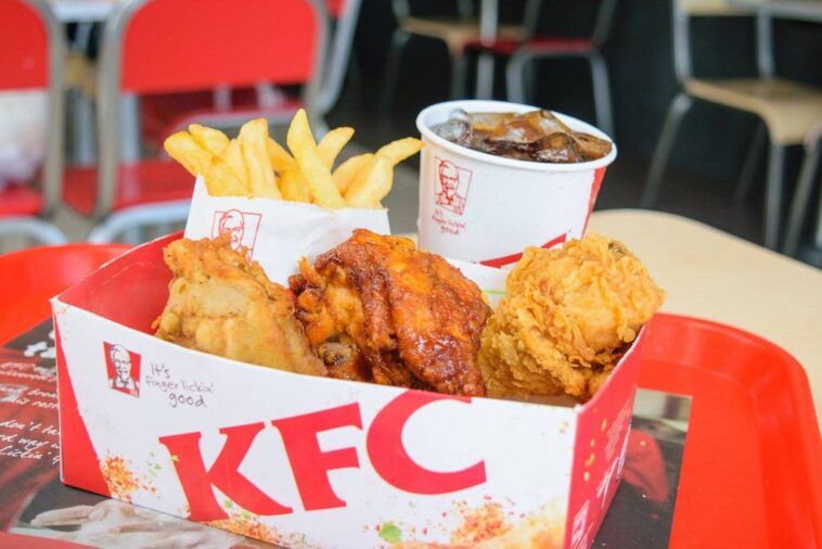 What kind of dessert does KFC have?