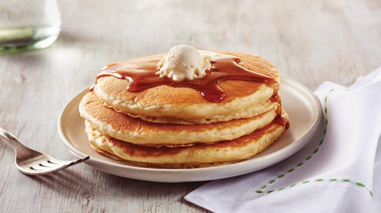 What kind of pancakes do IHOP have?