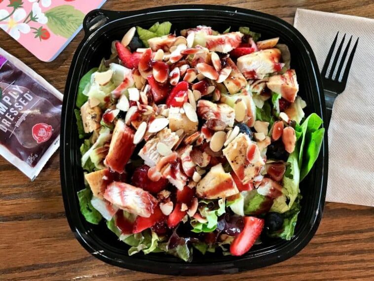 What kind of salad does Wendy's have?