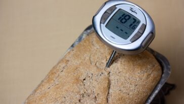 What kind of thermometer is best for baking?