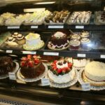 What kinds of cakes Does Publix have?