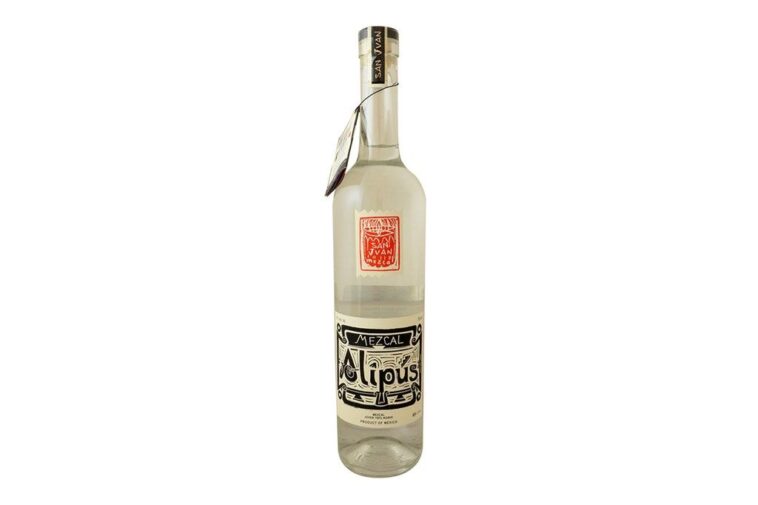 What mixes good with mezcal?