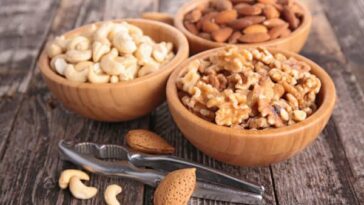What nuts can you have on Whole30?