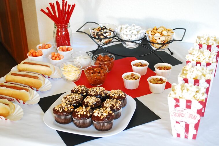 What should I serve at a movie night?