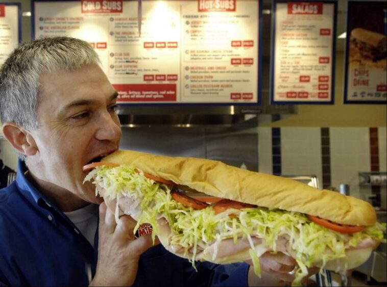 What size is a giant at Jersey Mike's?