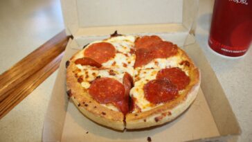 What size is a personal pan pizza?