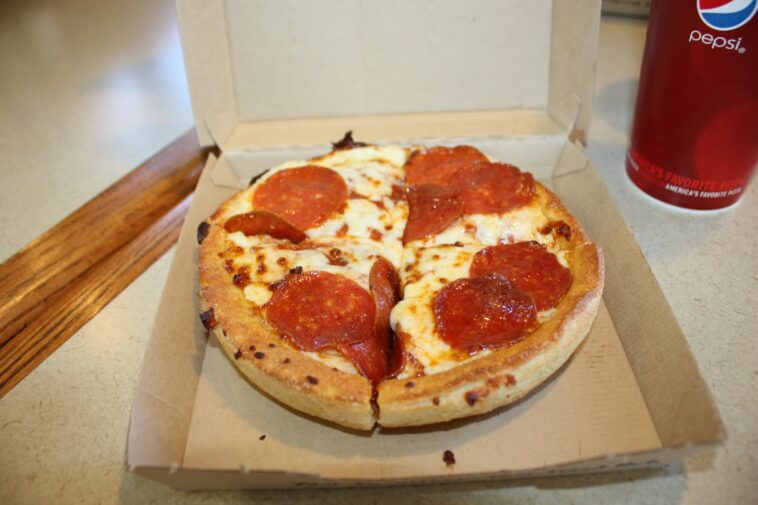 What size is a personal pan pizza?