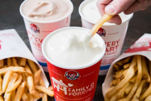 What sizes are Wendy's Frostys?