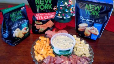 What snacks to bring to a small gathering?